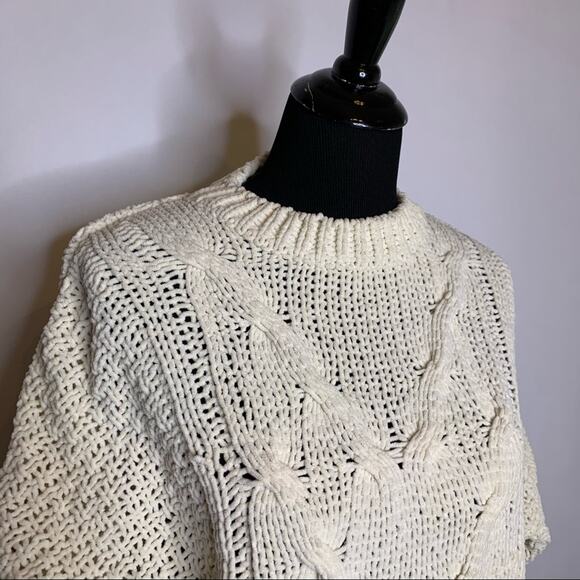JOA cream ivory chunky cable knit cropped sweater size Small - Picture 2 of 12